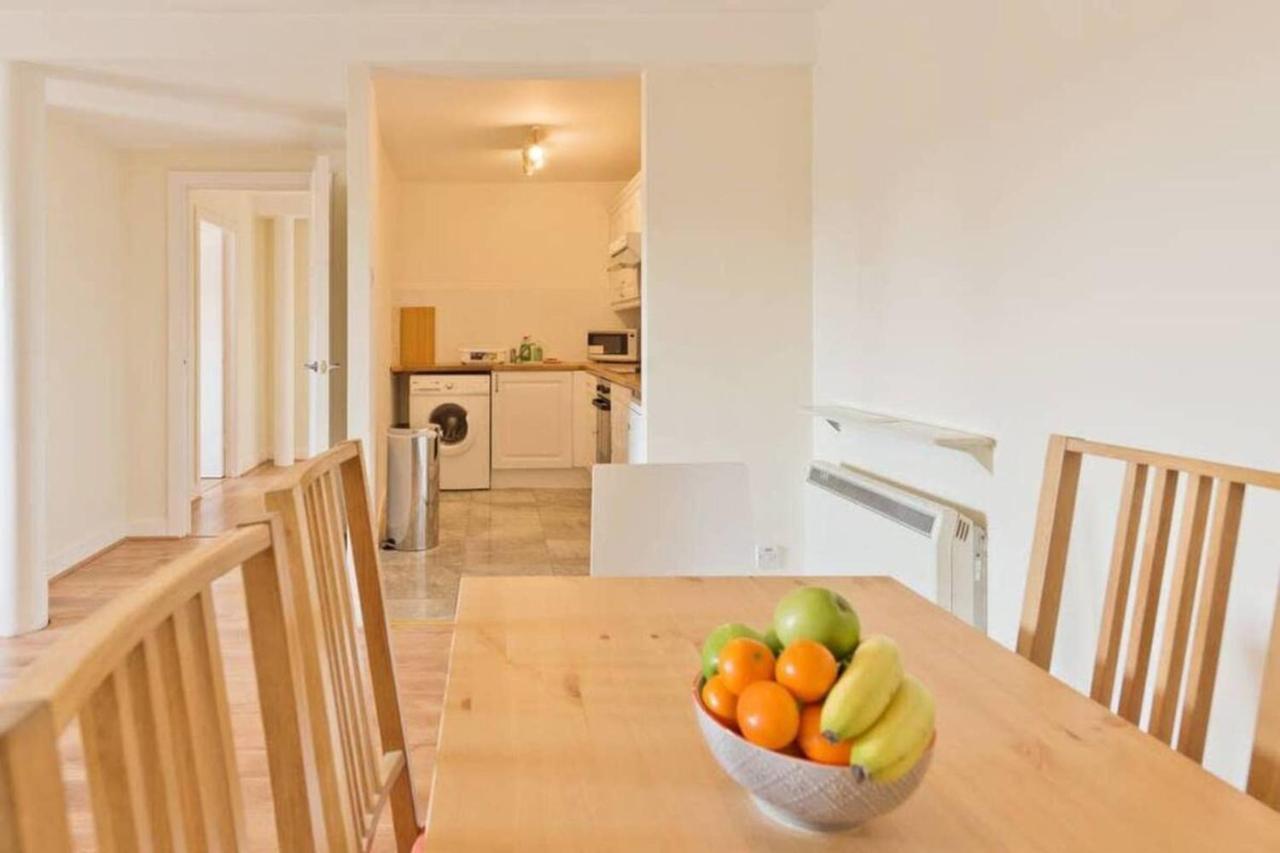 Guestready - Bright 2br Flat Near Castle Apartment *